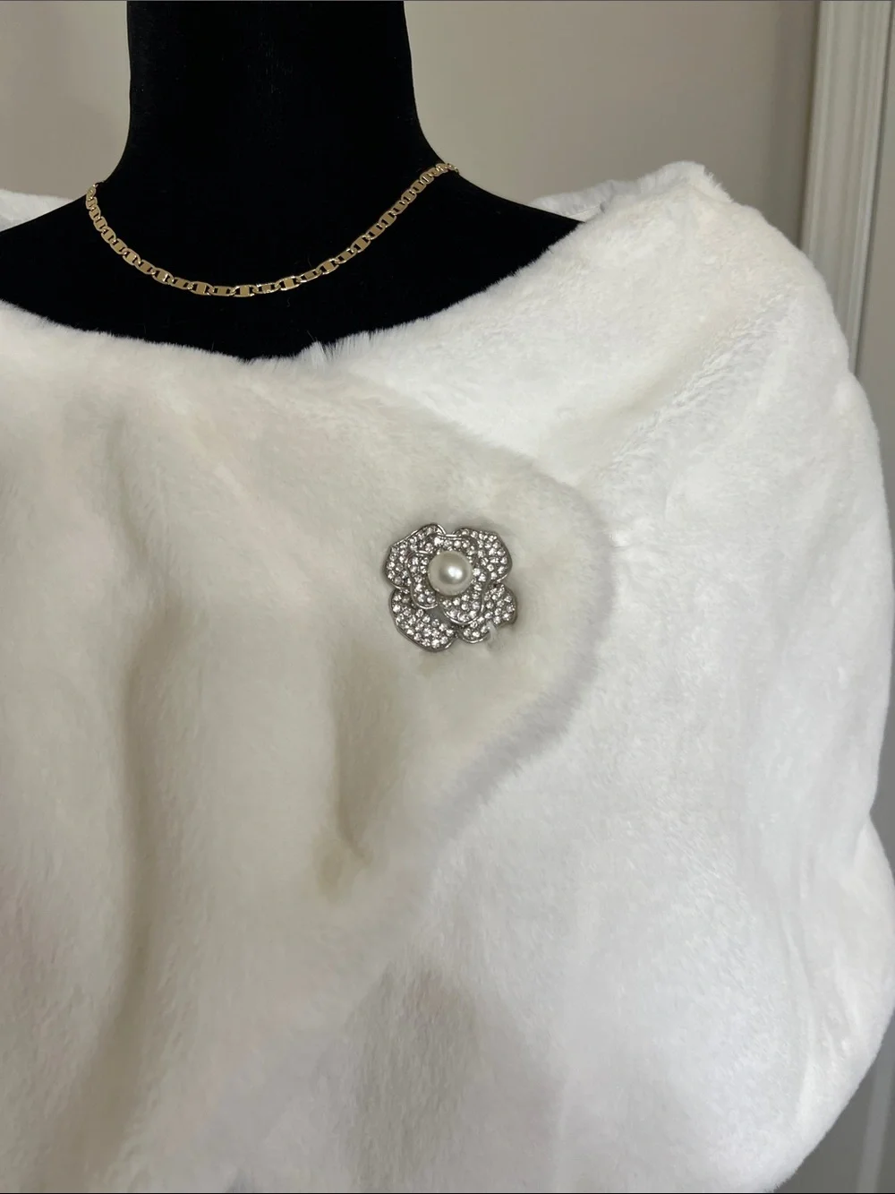 MSK White Faux Fur Bridal Wrap with Silver-Tone Brooch